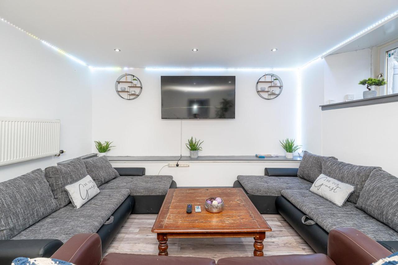 Appartement Luxury Five Bedroom Deluxe Duplex I Centre I Fountainpark *