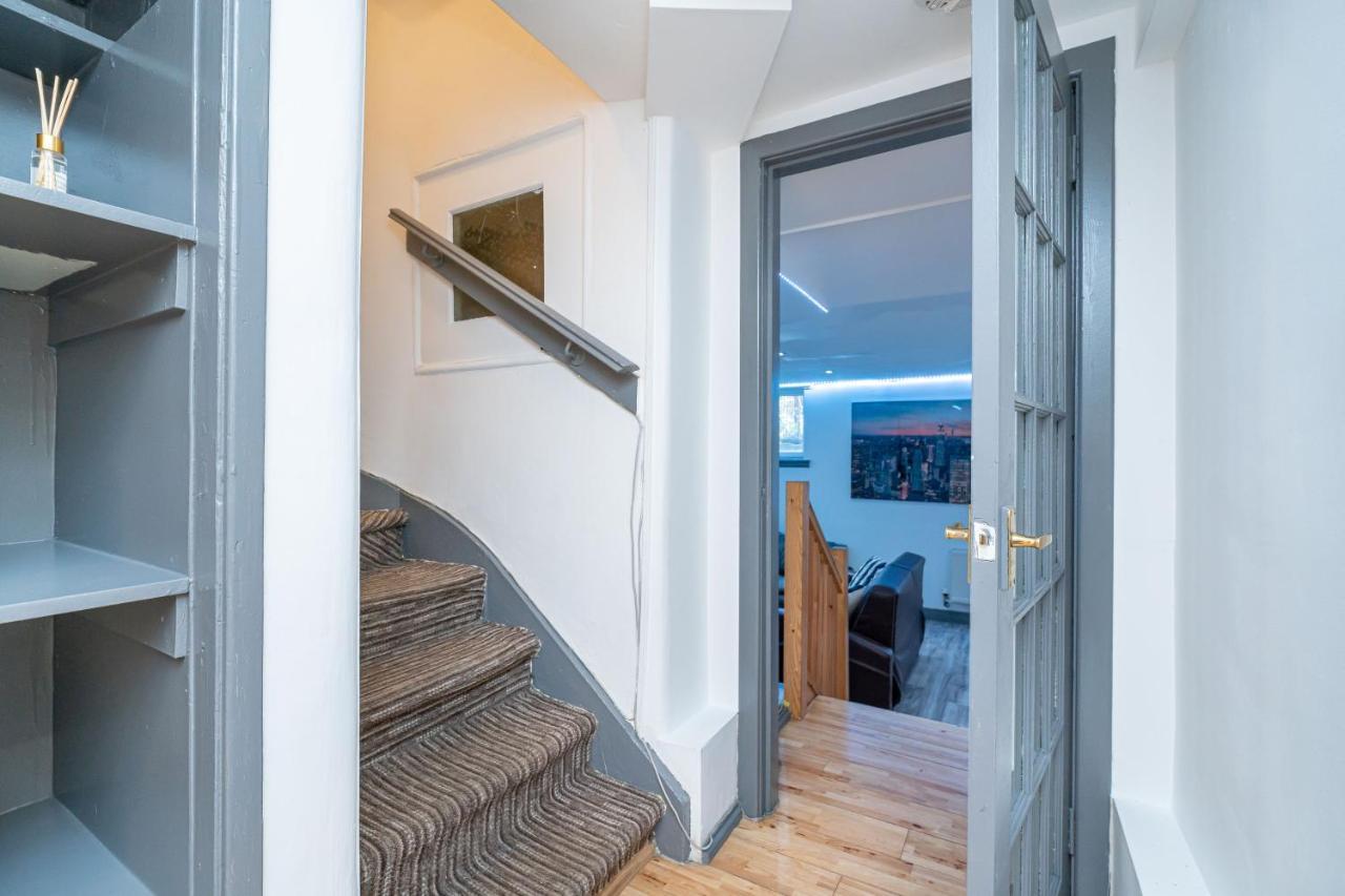 Appartement Luxury Five Bedroom Deluxe Duplex I Centre I Fountainpark
