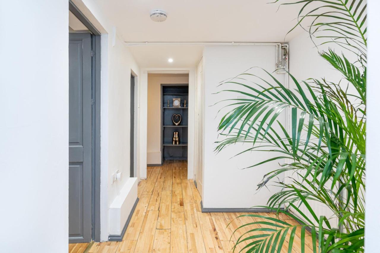 Appartement Luxury Five Bedroom Deluxe Duplex I Centre I Fountainpark
