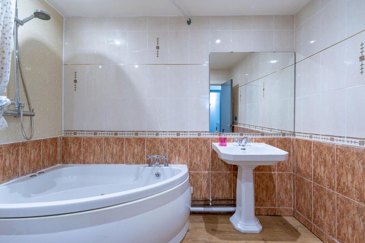 Luxury Five Bedroom Deluxe Duplex I Centre I Fountainpark Appartement